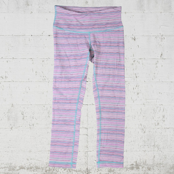 Lululemon Pink Cyber Stripe Luxtreme Wunder Under Workout Capri Leggings Size 4 - Picture 3 of 6